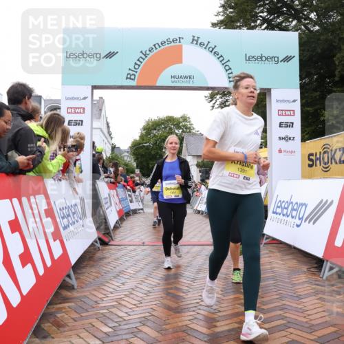 30.08.2026 - Blankeneser Heldenlauf Lena Gebhardt http://msf.ph/oto/10022220 30.08.2026 09:55:08 Ziel 1067, 1068, 1069, 1135, 1222, 1364, 1391 meine-sportfotos.de