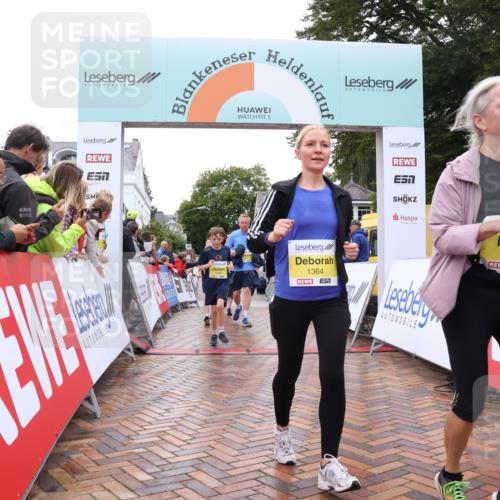 30.08.2026 - Blankeneser Heldenlauf Lena Gebhardt http://msf.ph/oto/10022224 30.08.2026 09:55:09 Ziel 1067, 1068, 1069, 1135, 1222, 1364, 1391, 1446 meine-sportfotos.de
