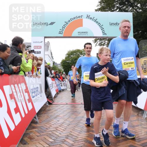 30.08.2026 - Blankeneser Heldenlauf Lena Gebhardt http://msf.ph/oto/10022240 30.08.2026 09:55:13 Ziel 1067, 1068, 1069, 1072, 1135, 1222, 1339, 1364, 1391, 1424, 1446 meine-sportfotos.de