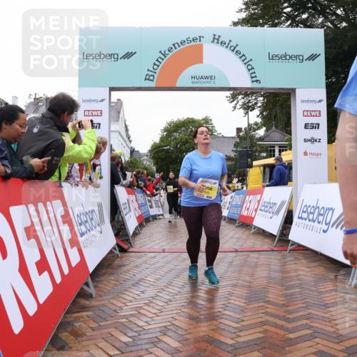 30.08.2026 - Blankeneser Heldenlauf Lena Gebhardt http://msf.ph/oto/10022245 30.08.2026 09:55:15 Ziel 1067, 1068, 1069, 1072, 1135, 1222, 1339, 1364, 1424, 1446 meine-sportfotos.de