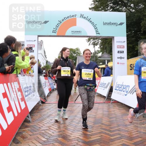 30.08.2026 - Blankeneser Heldenlauf Lena Gebhardt http://msf.ph/oto/10022262 30.08.2026 09:55:19 Ziel 1072, 1111, 1157, 1222, 1290, 1339, 1352, 1424, 1446, 1472, 1712 meine-sportfotos.de