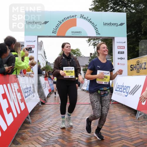 30.08.2026 - Blankeneser Heldenlauf Lena Gebhardt http://msf.ph/oto/10022265 30.08.2026 09:55:20 Ziel 1072, 1111, 1157, 1290, 1339, 1352, 1415, 1424, 1446, 1472, 1543, 1712 meine-sportfotos.de