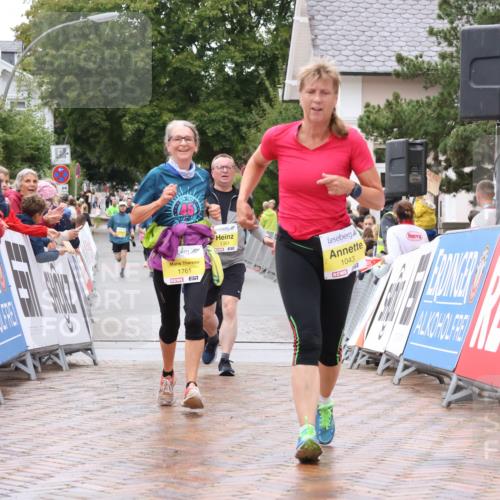 30.08.2026 - Blankeneser Heldenlauf Lena Gebhardt http://msf.ph/oto/10022339 30.08.2026 09:55:44 Ziel 1043, 1351, 1489, 1761 meine-sportfotos.de