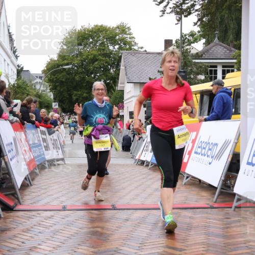 30.08.2026 - Blankeneser Heldenlauf Lena Gebhardt http://msf.ph/oto/10022342 30.08.2026 09:55:45 Ziel 1043, 1351, 1489, 1761 meine-sportfotos.de