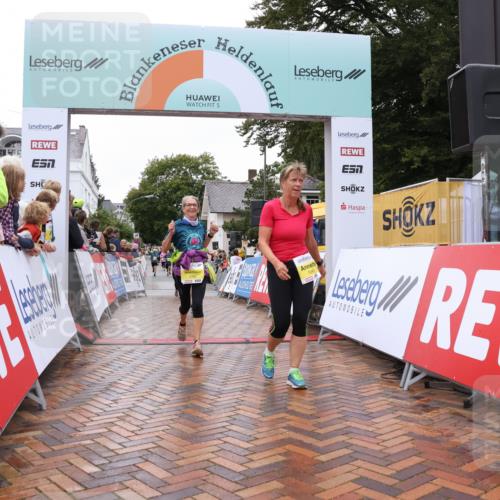30.08.2026 - Blankeneser Heldenlauf Lena Gebhardt http://msf.ph/oto/10022344 30.08.2026 09:55:46 Ziel 1043, 1351, 1489, 1642, 1761 meine-sportfotos.de