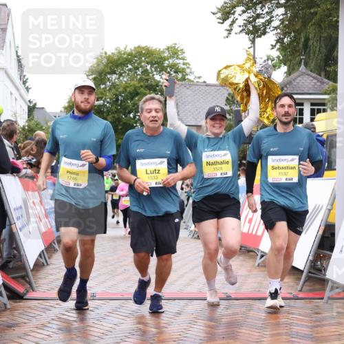 30.08.2026 - Blankeneser Heldenlauf Lena Gebhardt http://msf.ph/oto/10022375 30.08.2026 09:55:56 Ziel 1077, 1528, 1532, 1533, 1628, 1642, 1746 meine-sportfotos.de