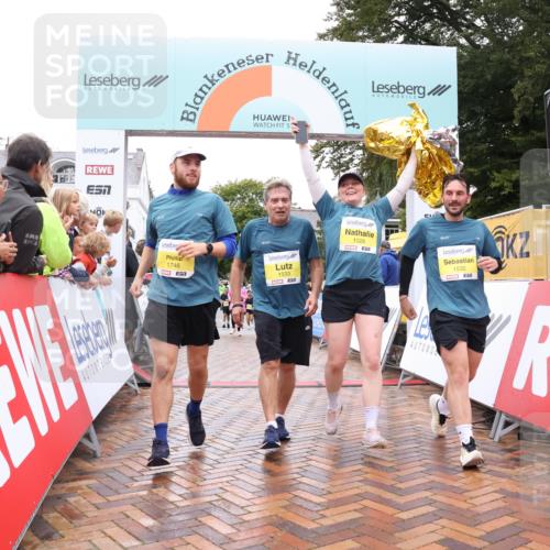 30.08.2026 - Blankeneser Heldenlauf Lena Gebhardt http://msf.ph/oto/10022382 30.08.2026 09:55:57 Ziel 1077, 1528, 1532, 1533, 1628, 1642, 1654, 1655, 1746 meine-sportfotos.de