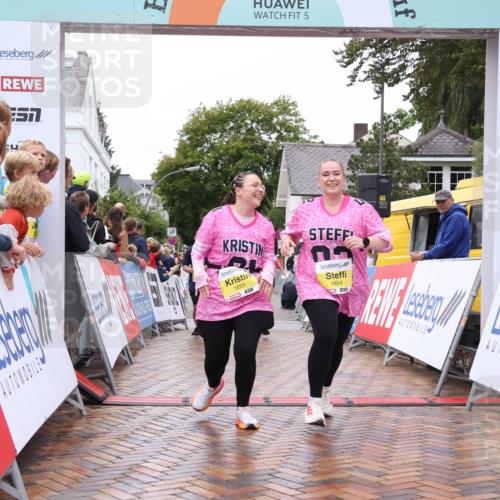 30.08.2026 - Blankeneser Heldenlauf Lena Gebhardt http://msf.ph/oto/10022397 30.08.2026 09:56:02 Ziel 1108, 1170, 1528, 1532, 1533, 1654, 1655, 1746 meine-sportfotos.de
