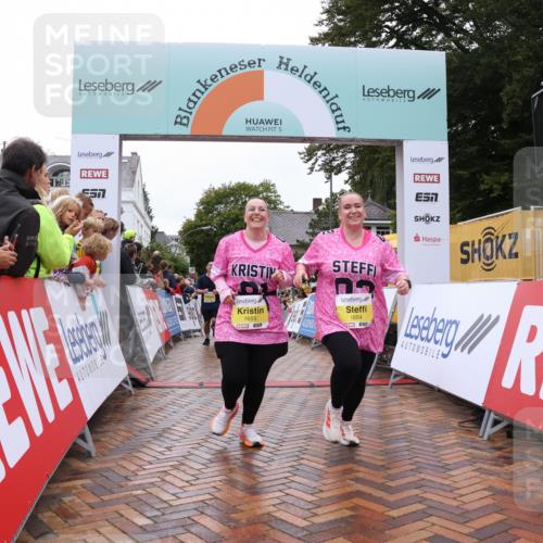 30.08.2026 - Blankeneser Heldenlauf Lena Gebhardt http://msf.ph/oto/10022402 30.08.2026 09:56:02 Ziel 1108, 1170, 1528, 1532, 1533, 1654, 1655, 1746 meine-sportfotos.de