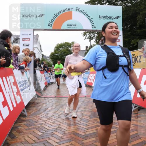 30.08.2026 - Blankeneser Heldenlauf Lena Gebhardt http://msf.ph/oto/10022433 30.08.2026 09:56:09 Ziel 1060, 1104, 1108, 1170, 1590, 1654, 1655, 1739 meine-sportfotos.de