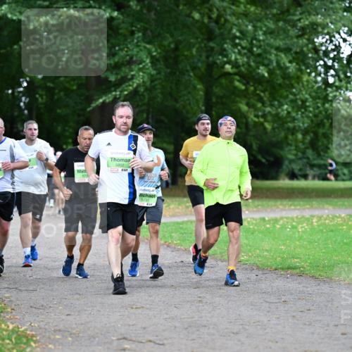 30.08.2026 - Blankeneser Heldenlauf Dr. Thomas Lammeyer http://msf.ph/oto/10022462 30.08.2026 10:15:04 Laufen 5817, 573, 5802, 57, 5737 meine-sportfotos.de