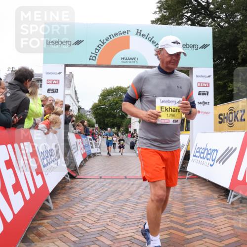 30.08.2026 - Blankeneser Heldenlauf Lena Gebhardt http://msf.ph/oto/10022560 30.08.2026 09:57:28 Ziel 1028, 1296, 1321, 1377 meine-sportfotos.de