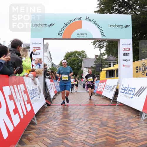 30.08.2026 - Blankeneser Heldenlauf Lena Gebhardt http://msf.ph/oto/10022564 30.08.2026 09:57:33 Ziel 1080, 1296, 1524 meine-sportfotos.de