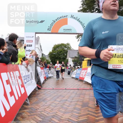 30.08.2026 - Blankeneser Heldenlauf Lena Gebhardt http://msf.ph/oto/10022574 30.08.2026 09:57:36 Ziel 1080, 1082, 1254, 1524 meine-sportfotos.de