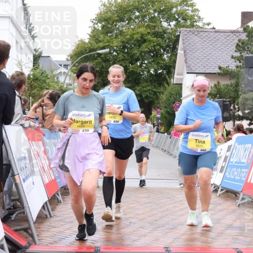30.08.2026 - Blankeneser Heldenlauf Lena Gebhardt http://msf.ph/oto/10022612 30.08.2026 09:57:50 Ziel 1260, 1610, 1611, 1641, 1685 meine-sportfotos.de