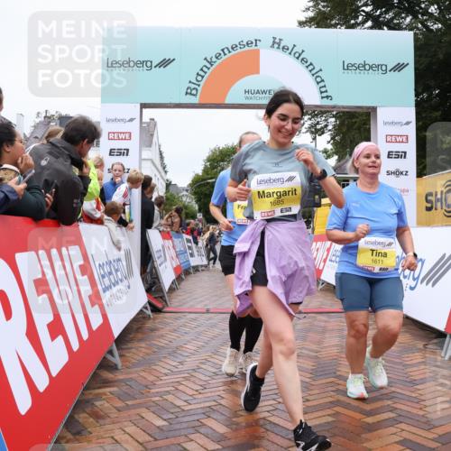 30.08.2026 - Blankeneser Heldenlauf Lena Gebhardt http://msf.ph/oto/10022620 30.08.2026 09:57:52 Ziel 1260, 1610, 1611, 1641, 1685, 1775 meine-sportfotos.de
