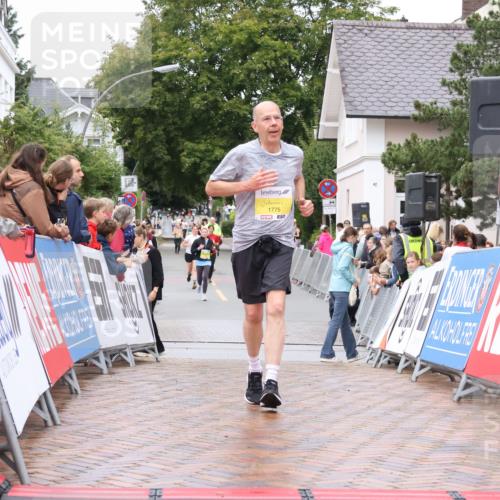 30.08.2026 - Blankeneser Heldenlauf Lena Gebhardt http://msf.ph/oto/10022628 30.08.2026 09:57:54 Ziel 1260, 1610, 1611, 1641, 1685, 1775 meine-sportfotos.de