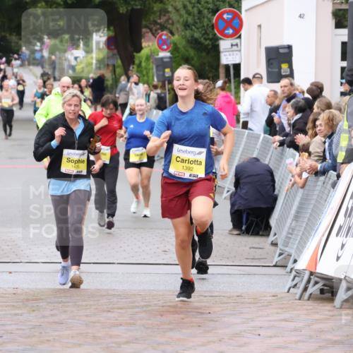 30.08.2026 - Blankeneser Heldenlauf Lena Gebhardt http://msf.ph/oto/10022639 30.08.2026 09:58:01 Ziel 1392, 1775 meine-sportfotos.de