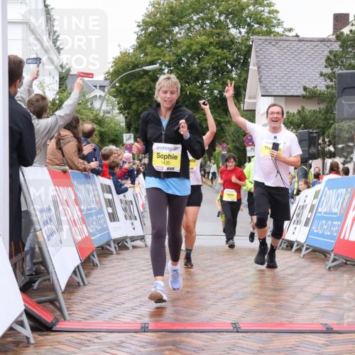 30.08.2026 - Blankeneser Heldenlauf Lena Gebhardt http://msf.ph/oto/10022656 30.08.2026 09:58:06 Ziel 1262, 1263, 1392, 1435, 1619, 1620 meine-sportfotos.de