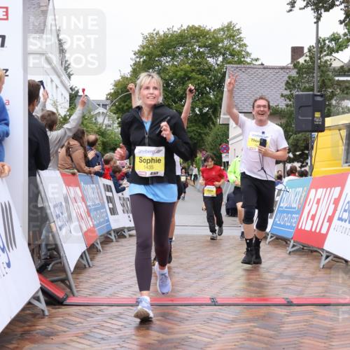 30.08.2026 - Blankeneser Heldenlauf Lena Gebhardt http://msf.ph/oto/10022659 30.08.2026 09:58:07 Ziel 1262, 1263, 1392, 1435, 1541, 1619, 1620 meine-sportfotos.de