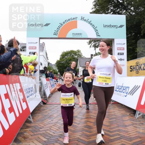 30.08.2026 - Blankeneser Heldenlauf Lena Gebhardt http://msf.ph/oto/10022713 30.08.2026 09:58:46 Ziel 1180, 1242, 1251, 1451, 1452, 1757 meine-sportfotos.de