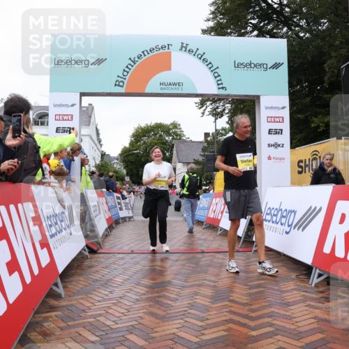 30.08.2026 - Blankeneser Heldenlauf Lena Gebhardt http://msf.ph/oto/10022746 30.08.2026 09:58:57 Ziel 1089, 1203, 1451 meine-sportfotos.de