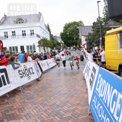 30.08.2026 - Blankeneser Heldenlauf Lena Gebhardt http://msf.ph/oto/10022760 30.08.2026 09:59:08 Ziel  meine-sportfotos.de