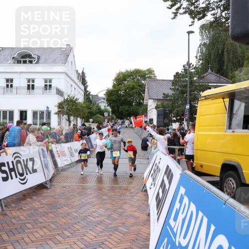 30.08.2026 - Blankeneser Heldenlauf Lena Gebhardt http://msf.ph/oto/10022763 30.08.2026 09:59:09 Ziel  meine-sportfotos.de