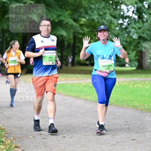 30.08.2026 - Blankeneser Heldenlauf Dr. Thomas Lammeyer http://msf.ph/oto/10022903 30.08.2026 10:16:12 Laufen 5830, 5829, 57 meine-sportfotos.de