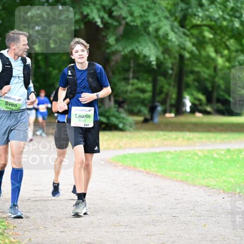 30.08.2026 - Blankeneser Heldenlauf Dr. Thomas Lammeyer http://msf.ph/oto/10025295 30.08.2026 10:27:10 Laufen 5098, 5097, 57 meine-sportfotos.de
