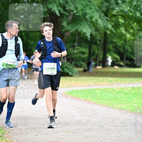 30.08.2026 - Blankeneser Heldenlauf Dr. Thomas Lammeyer http://msf.ph/oto/10025296 30.08.2026 10:27:10 Laufen 5098, 5097 meine-sportfotos.de