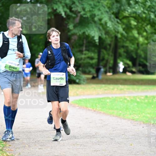 30.08.2026 - Blankeneser Heldenlauf Dr. Thomas Lammeyer http://msf.ph/oto/10025297 30.08.2026 10:27:10 Laufen 5098, 5097, 7 meine-sportfotos.de