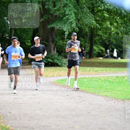 30.08.2026 - Blankeneser Heldenlauf Dr. Thomas Lammeyer http://msf.ph/oto/10025308 30.08.2026 10:27:15 Laufen 2235, 2236 meine-sportfotos.de