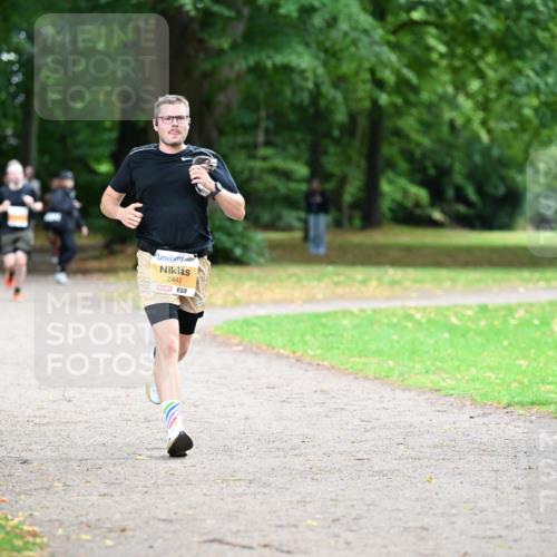 30.08.2026 - Blankeneser Heldenlauf Dr. Thomas Lammeyer http://msf.ph/oto/10025416 30.08.2026 10:27:32 Laufen 2449 meine-sportfotos.de