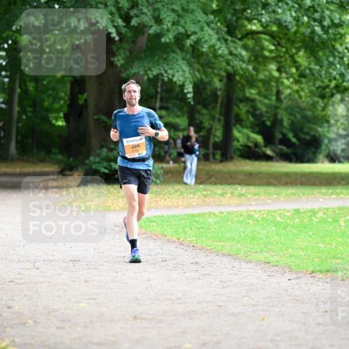 30.08.2026 - Blankeneser Heldenlauf Dr. Thomas Lammeyer http://msf.ph/oto/10025482 30.08.2026 10:27:48 Laufen 2751 meine-sportfotos.de