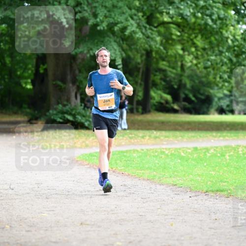 30.08.2026 - Blankeneser Heldenlauf Dr. Thomas Lammeyer http://msf.ph/oto/10025487 30.08.2026 10:27:49 Laufen 2751 meine-sportfotos.de