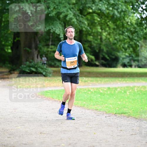 30.08.2026 - Blankeneser Heldenlauf Dr. Thomas Lammeyer http://msf.ph/oto/10025491 30.08.2026 10:27:50 Laufen 2751 meine-sportfotos.de