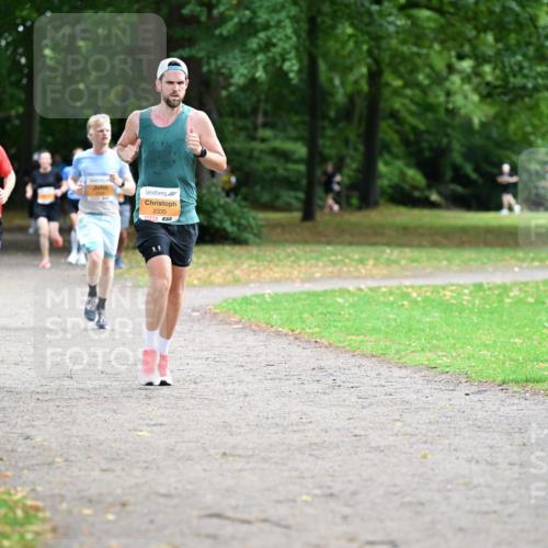 30.08.2026 - Blankeneser Heldenlauf Dr. Thomas Lammeyer http://msf.ph/oto/10025698 30.08.2026 10:29:34 Laufen 2335 meine-sportfotos.de