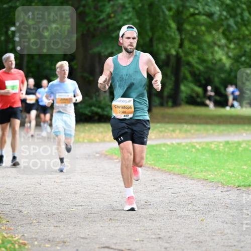30.08.2026 - Blankeneser Heldenlauf Dr. Thomas Lammeyer http://msf.ph/oto/10025705 30.08.2026 10:29:35 Laufen 2335 meine-sportfotos.de