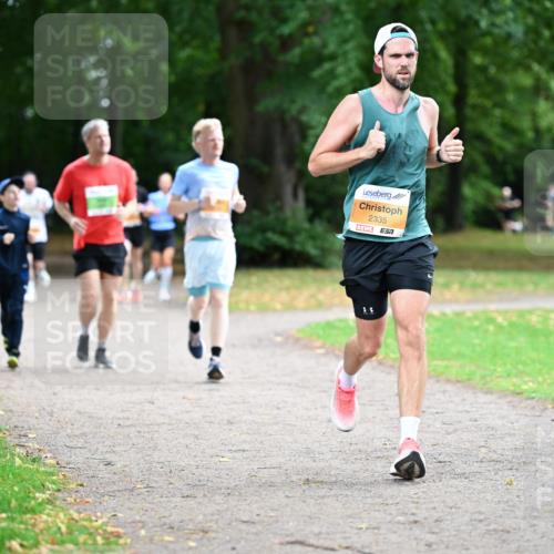 30.08.2026 - Blankeneser Heldenlauf Dr. Thomas Lammeyer http://msf.ph/oto/10025707 30.08.2026 10:29:35 Laufen 2335 meine-sportfotos.de