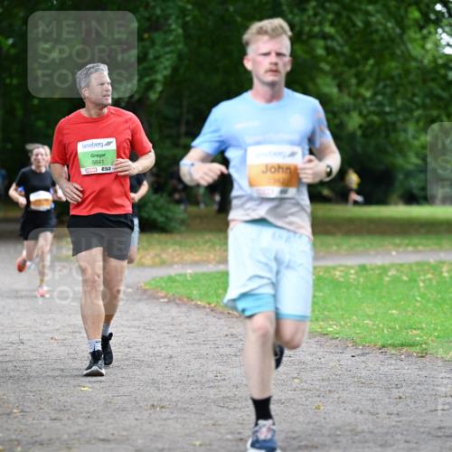 30.08.2026 - Blankeneser Heldenlauf Dr. Thomas Lammeyer http://msf.ph/oto/10025728 30.08.2026 10:29:38 Laufen 5841 meine-sportfotos.de