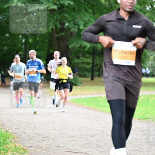 30.08.2026 - Blankeneser Heldenlauf Dr. Thomas Lammeyer http://msf.ph/oto/10025785 30.08.2026 10:29:52 Laufen 2934 meine-sportfotos.de