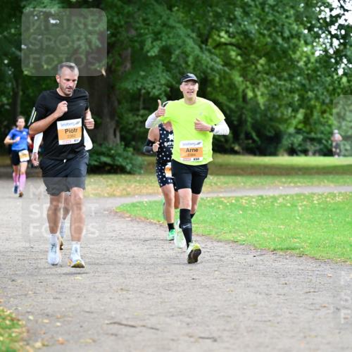 30.08.2026 - Blankeneser Heldenlauf Dr. Thomas Lammeyer http://msf.ph/oto/10025882 30.08.2026 10:30:09 Laufen 2382, 2384 meine-sportfotos.de