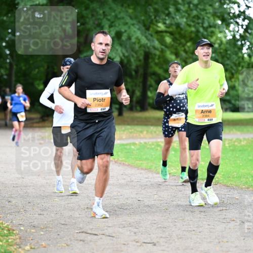 30.08.2026 - Blankeneser Heldenlauf Dr. Thomas Lammeyer http://msf.ph/oto/10025888 30.08.2026 10:30:10 Laufen 2382, 2384, 57 meine-sportfotos.de