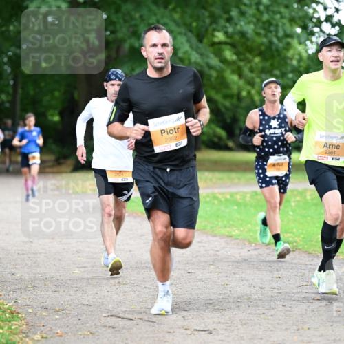 30.08.2026 - Blankeneser Heldenlauf Dr. Thomas Lammeyer http://msf.ph/oto/10025891 30.08.2026 10:30:10 Laufen 2024, 2382, 57, 2384 meine-sportfotos.de