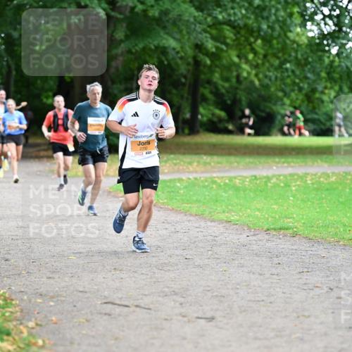 30.08.2026 - Blankeneser Heldenlauf Dr. Thomas Lammeyer http://msf.ph/oto/10025940 30.08.2026 10:30:20 Laufen 2732 meine-sportfotos.de