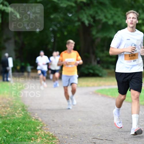 30.08.2026 - Blankeneser Heldenlauf Dr. Thomas Lammeyer http://msf.ph/oto/10026343 30.08.2026 10:32:06 Laufen 2015, 2 meine-sportfotos.de