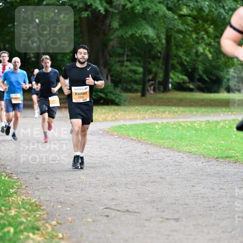 30.08.2026 - Blankeneser Heldenlauf Dr. Thomas Lammeyer http://msf.ph/oto/10026567 30.08.2026 10:33:08 Laufen 2005 meine-sportfotos.de
