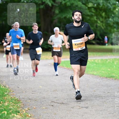 30.08.2026 - Blankeneser Heldenlauf Dr. Thomas Lammeyer http://msf.ph/oto/10026579 30.08.2026 10:33:10 Laufen 2005 meine-sportfotos.de