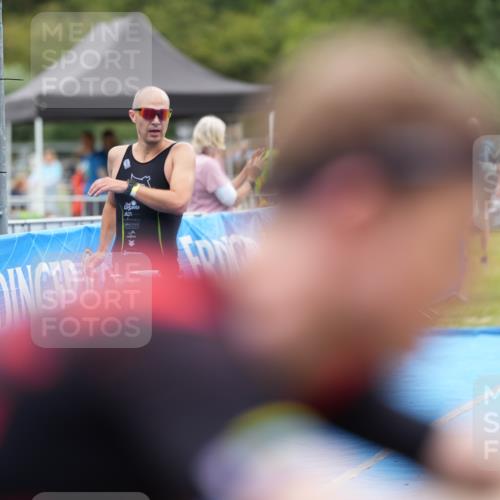 30.08.2026 - Elbe Triathlon Hamburg LAZAROV Photography http://msf.ph/oto/10026743 30.08.2026 10:10:33 Ziel 193, 221 meine-sportfotos.de